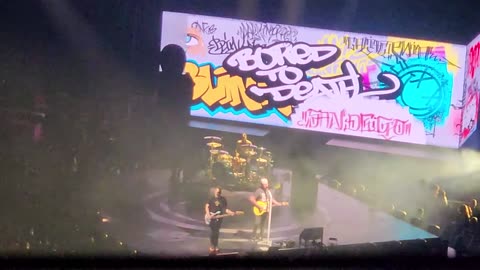 Blink 182 - Bored To Death 5-4-2023 St Paul