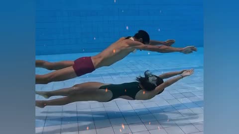 Underwater couple goals Video 🥰🥰 2023