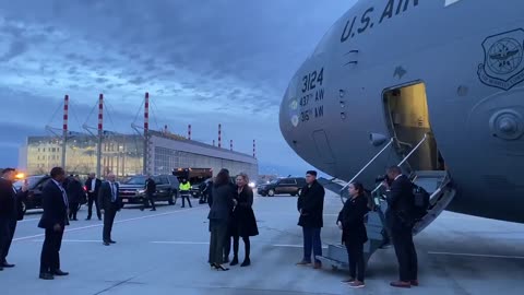 Kamala Harris will fly back from Germany to the US on a C-17 military plane because her Boeing C-32A