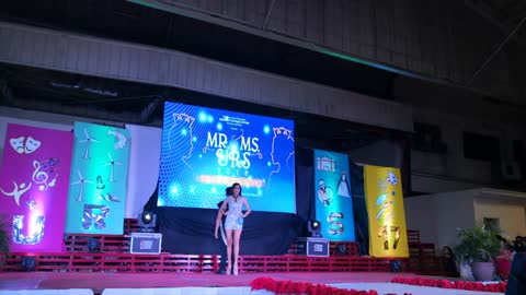 Beauty Queen in short dress and very high heels FALLS during Miss URS 2018 Coronation Night