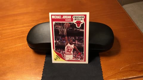 Basketball Card, 1989-90 Fleer #21 Michael Jordan, FLAW IN PRINTING