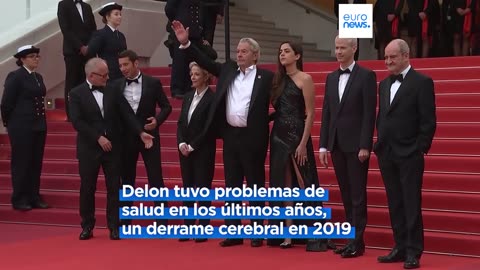 Muere Alain Delon a los 88 años de edad: Adiós a una leyenda del cine francés