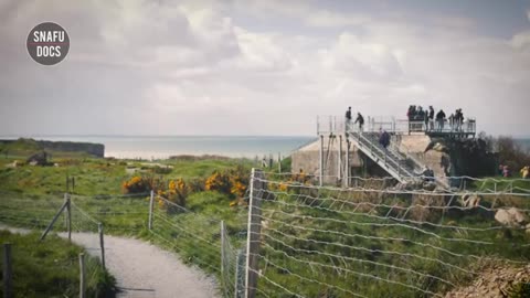 THE D-DAY CAMERAMEN WHO FILMED INVASION ON JUNE 6, 1944 - WWII THEN & NOW