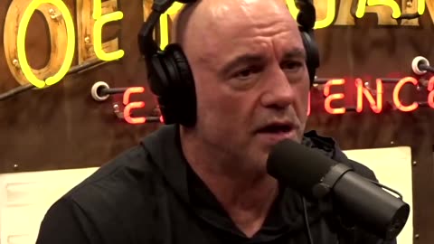 Joe Rogan Raises SERIOUS Questions About the Childhood Vaccine Schedule