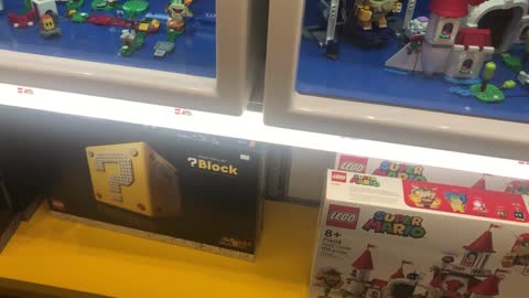 Great Mall LEGO Store Super Mario for Cost 12月3日2022年