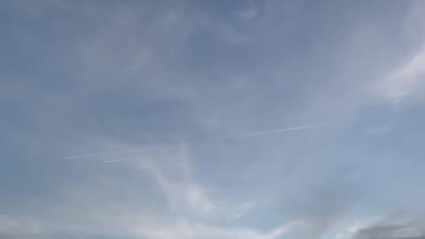 Contrails vs Chemtrail