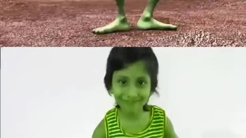 Green Alien Dance 👽 | Dame Tu Cosita Challenge #shorts