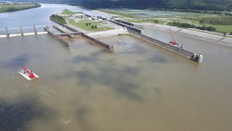 Barge in locks