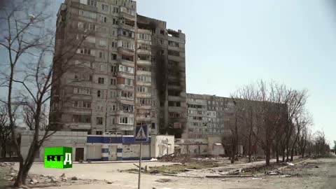 RT Documentary - VolunTears : Volunteers deliver humanitarian aid to Donbass