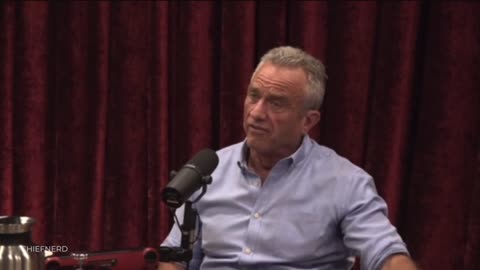 Robert F. Kennedy Jr Dismantles the 'Trust the Experts' Propaganda