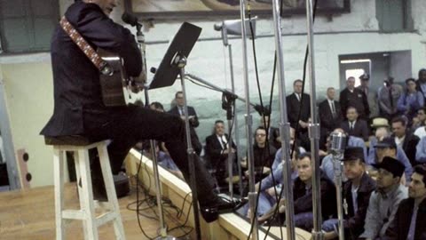 Johnny Cash Rocks Folsom Prison & George Harrison's Taj Mahal Selfie