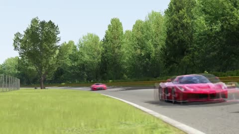 Mercedes-Benz AMG Vision GT vs Ferrari LaFerrari at Monza Full Course-3