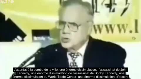 L’ancien chef du FBI Ted Gunderson explique qui est derrière tout cela. (Sous-titre en français)