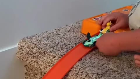 Hot Wheels Track Builder Booster Jump