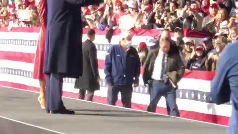 President Trump and Melania Trump Leaving Valdosta Rally