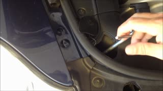 How To Remove A Porsche Cayenne Headlight