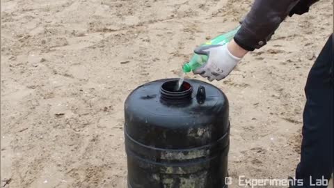 Experiment! CocaCola Barrel Explosion