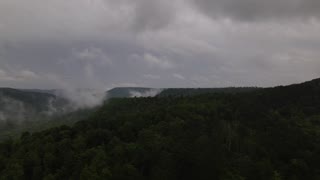 DJI MAVIC AIR 2 CLIMBING VIDEO / OZARK NATIONAL FOREST CLIFFS / 4K