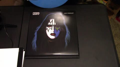 Unboxing the KISS 1978 Solo Album Boxset