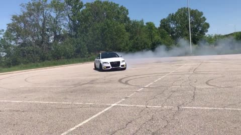 Amazing and powerful Audi Quattro Power drift. MUST WATCH!