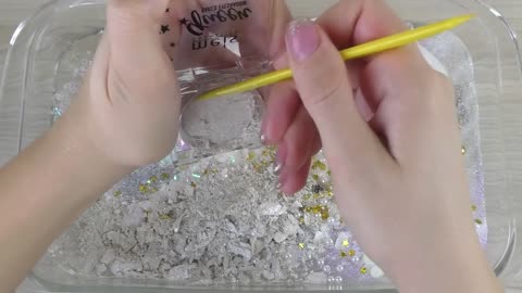 White Slime Mixing makeup and glitter into clear Slime