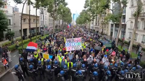 Amazing Drone Footage Of French Protest Against Tyrannical Health Passports