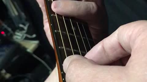 Guitar Lesson - 3 finger pull off - 3 half steps