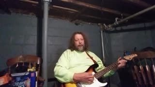 fat guy DOGS jam on G&L