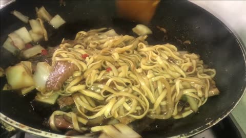 beef with noodles