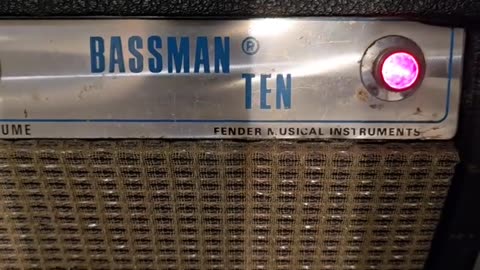 Fender BassMan amp sound demonstration.