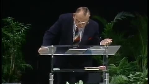 Gifts & Ministries of the Holy Spirit 17 Gift of the Word of Wisdom Dr. Lester Sumrall