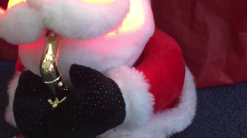 Animated Saxophone playing Santa