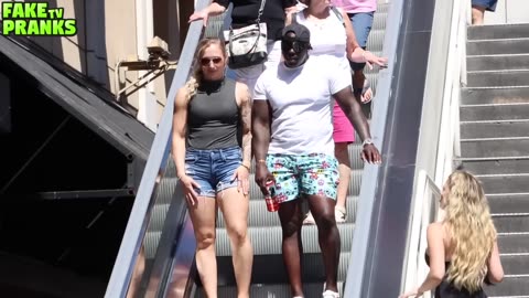 THE BEST ESCALATOR PRANKS!! -COUPLES REACTIONS-2024