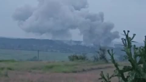 The ammunition depots were destroyed by the exact arrival! This is the fireworks staged by the jack