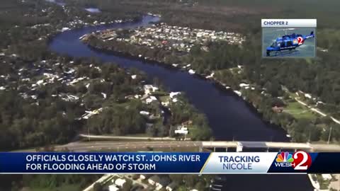 29_Officials closely watching St. John's River for flooding