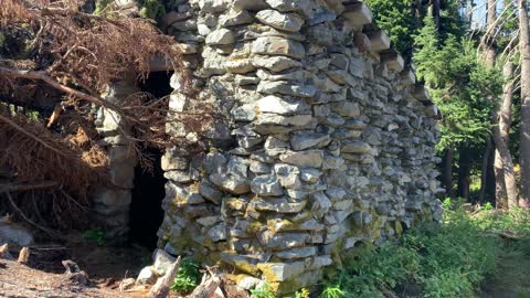 Oregon – Mount Hood – Exploring the Legendary Timberline Stone Cairn Shelter – 4K