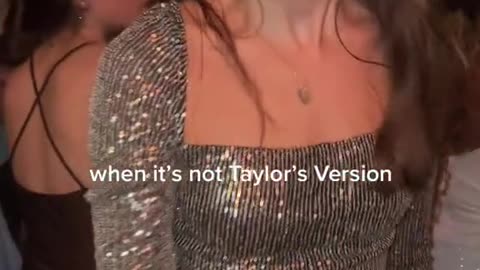 ITS NOT TAYLORS VERSION 👹@On The Other Line (Viakatherinezainoig)