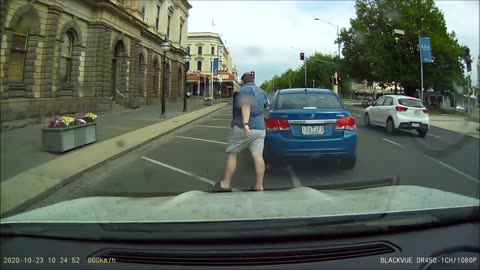 Dash Cam Footage a civilian between almost got Attack