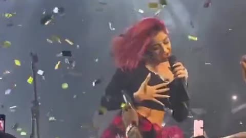 Jasmine Sandlas|Concert|Ittar