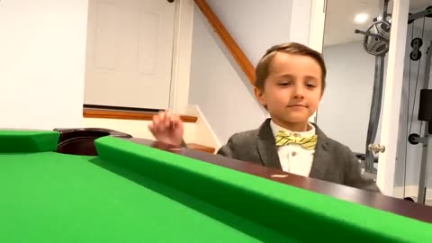 Matt plays game Pool Funny games for kids