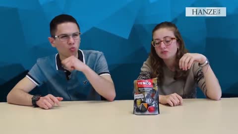 International students try weird Dutch food