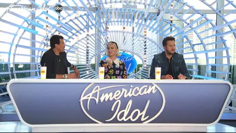 FUNNY Moments From American Idol Auditions!