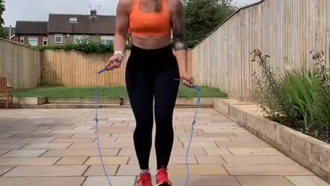 Rope skipping is an aerobic exercise that burns excess body fat