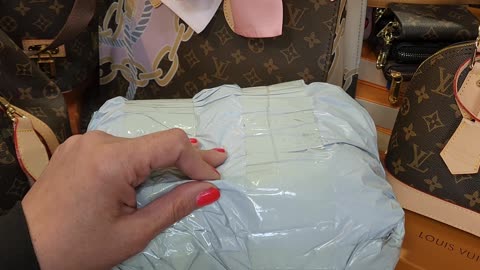 DHgate Bougie On A Budget Louis Vuitton Style Vanity PM Dupe Bag Unboxing & Seller Review