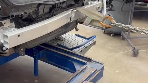 Auto sheet metal frame repair