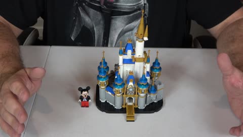 Unboxing Lego 40478 Mini Disney Castle Set