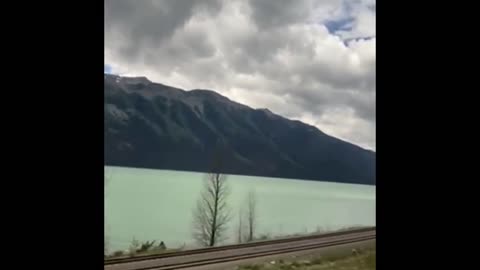 Nature and travel: Scenic drive crossing borders