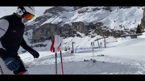 SKI CARVING IN ITALY-11