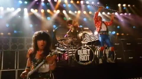 Quiet Riot - Mama Weer All Crazee Now (Official Video)