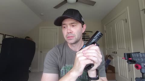 Walther PPQ 22 Initial Impressions & I forget what polymer is...